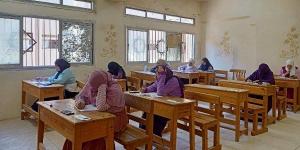 غدا.. طلاب الثانوية الأزهرية يؤدون امتحان مادة النحو للقسم الأدبي