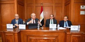 وزير الطيران يستعرض أمام مجلس الشيوخ استراتيجية الوزارة لتعزيز كفاءة واستدامة القطاع