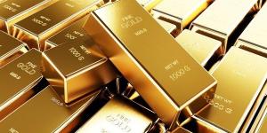 لماذا تتراجع أسعار الذهب بقوة؟ المعدن الأصفر عند أدنى مستوى له في أكثر من شهرين