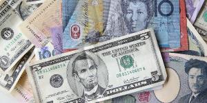 تراجع سعر الدولار.. أسعار العملات اليوم الثلاثاء