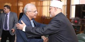 بحضور المفتي.. مناقشة رسالة دكتوراه بجامعة الزقازيق حول "جهود الهيئة العالمية للإعجاز العلمي في القرآن والسنة"