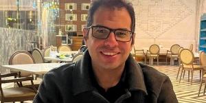 عمرو محمد يحصد المركز الثاني في جائزة يحيى زهران للإخراج الصحفي عن كتاب “دولة التلاوة”