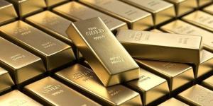هبوط مفاجئ للذهب.. المعدن الأصفر يخسر 1% ويتراجع بقوة بعد الضربات الأمريكية ضد إيران