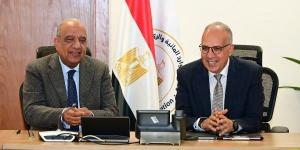 وزيرا الري والكهرباء يبحثان التوسع في استخدام الطاقة الشمسية بمحطات الرفع