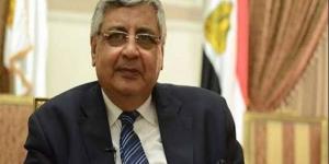 عوض تاج الدين: إجراءات احترازية في المطارات والمنافذ لمتابعة الأوضاع الصحية