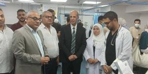 رئيس جامعة بني سويف في زيارة مفاجئة لقسم طوارئ الأطفال بالمستشفى الجامعي | صور