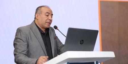 الدكتور نبيل فكري: بطانة الرحم المهاجرة الألم الصامت الذي يختبئ خلف آلام الدورة الشهرية