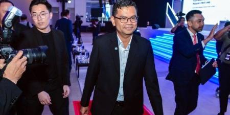 وزير الاقتصاد الماليزي: ننظر إلى روسيا وتركيا كمصادر محتملة جديدة لإمدادات النفط