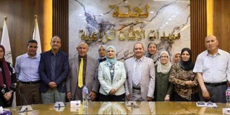 مصر الأولى عالميا في تصدير النحل الحي.. والزراعة تكثف جهود حماية المناحل