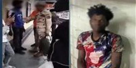 فيديو أثار الجدل.. ضبط أجنبي تعدى لفظيًا على مجند داخل محطة العباسية
