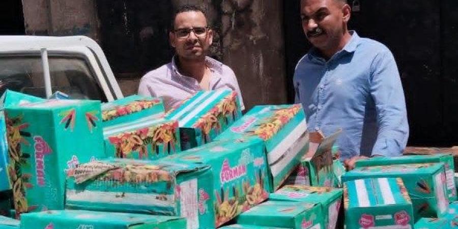 ضبط 8280 عبوة مشروب مجهول المصدر وغير صالح للاستهلاك بأسيوط