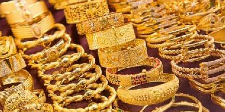 تعرف على آخر تطورات سعر الذهب اليوم.. عيار 24 بـ7325 جنيها