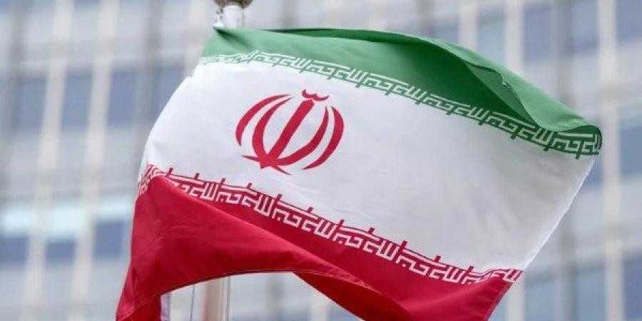 إيران: رفع القيود عن الرحلات الجوية وعودة أنشطة الطيران تدريجيا