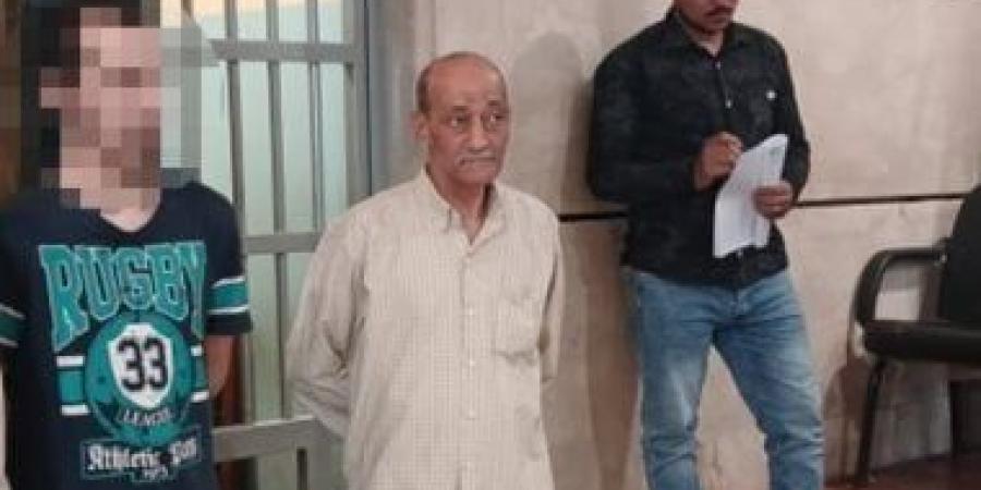 مرافعة نارية للنيابة بقضية اتهام طالب بقتل والدته بـ12 طعنة يوم العيد.. فيديو