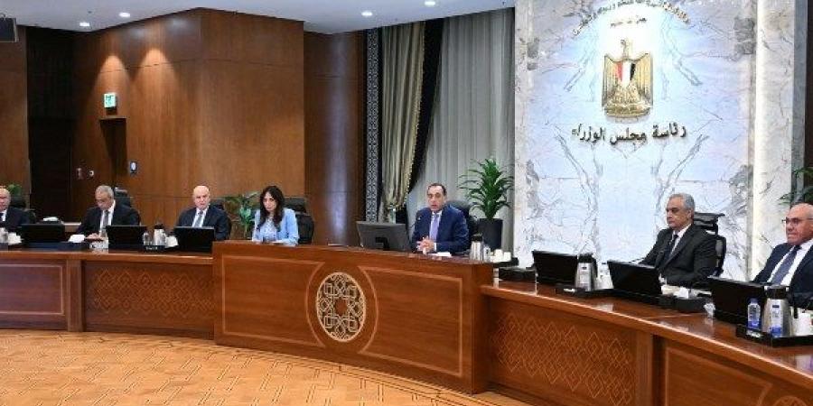رئيس الوزراء يتابع الموقف التنفيذي لمشروعات المبادرة الرئاسية "حياة كريمة"