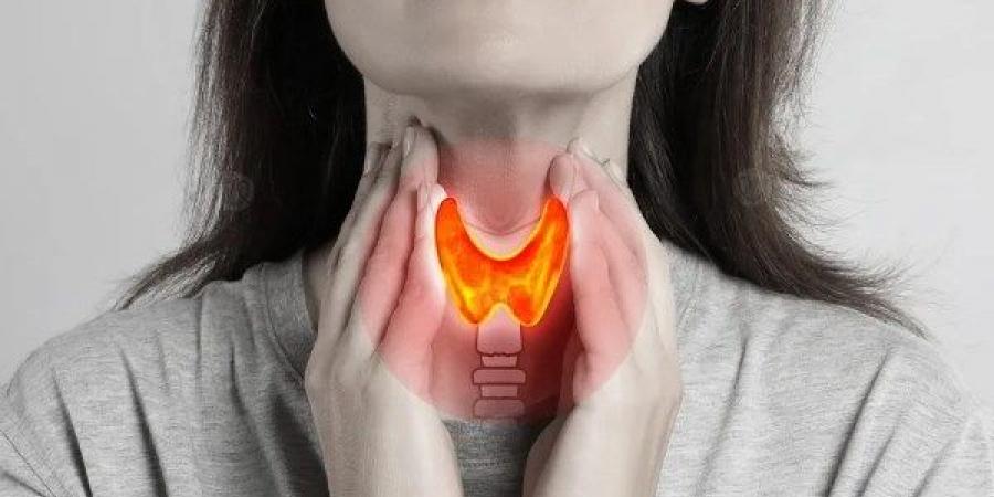 كيف يتم علاج خمول الغدة الدرقية؟