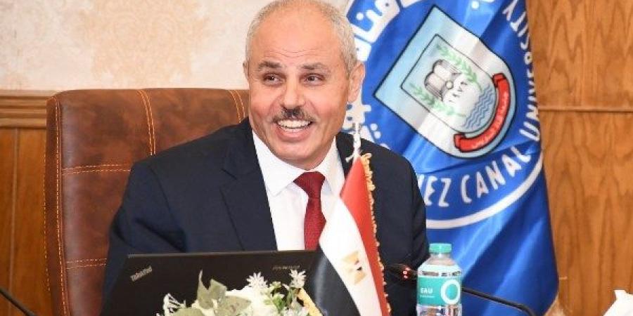 مراجعة داخلية بكلية طب قناة السويس استعدادًا لزيارة الاعتماد القومي