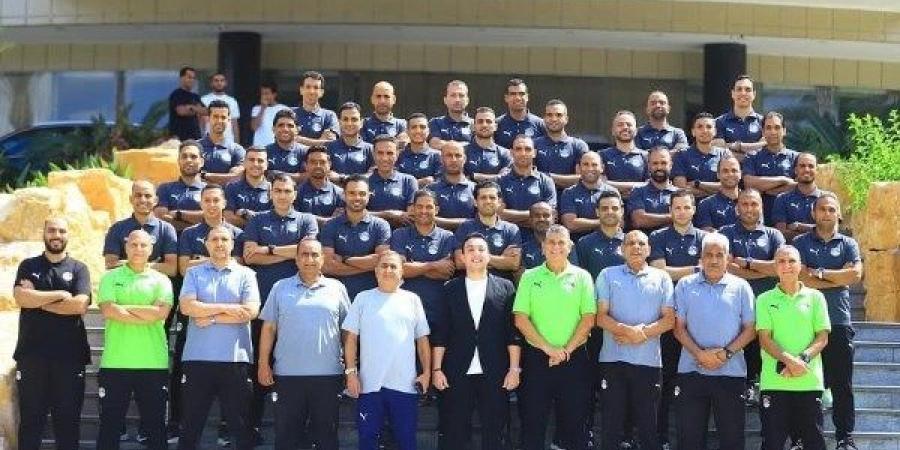 صرف مستحقات شهر مايو للحكام والمُقيمين