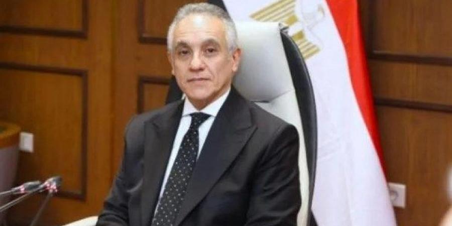 لتفعيل الاستعلام عن دعاوى النفقة.. وزير العدل يوقع بروتوكولي تعاون مع التضامن والبنك المركزي