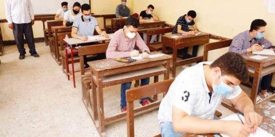 تعليم الغربية يعلن انتظام لجان امتحانات الدبلومات الفنية ولا شكاوى من الطلاب والطالبات
