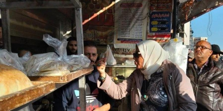 ضبط أصحاب 7 مخابز استولوا على 65 جوال دقيق بلدى مدعم الغربية