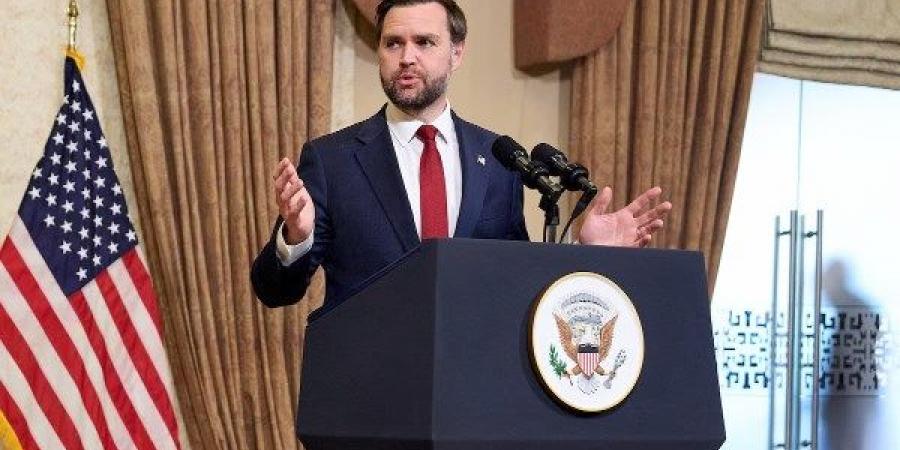 نائب ترامب: نقترب من تسوية طويلة الأمد للملف النووي الإيراني