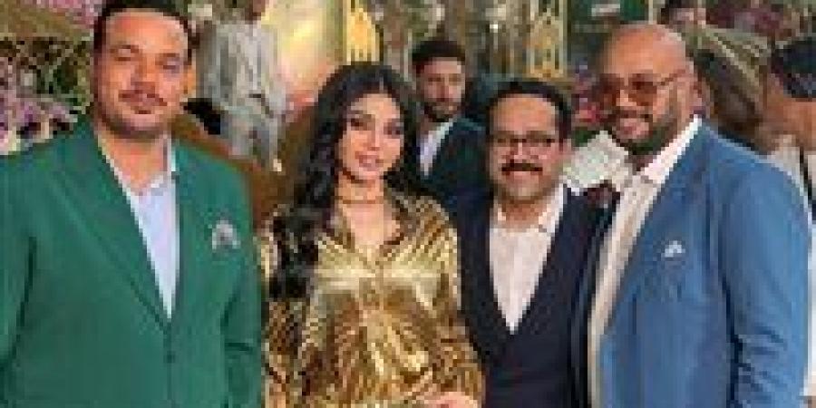 مع مصطفى غريب وحاتم صلاح.. كواليس إعلان هيفاء وهبي الجديد