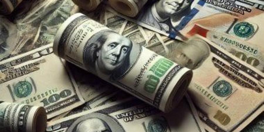 سعر الدولار مقابل الجنيه خلال منتصف تعاملات اليوم الأربعاء