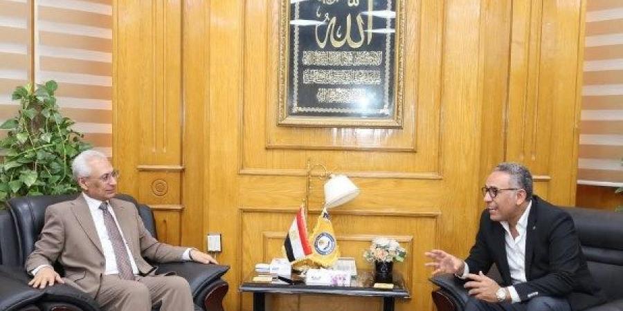 استعدادًا لزراعة أول حالة كبد.. جامعة المنيا تعلن تدشين برنامج زراعة الكبد