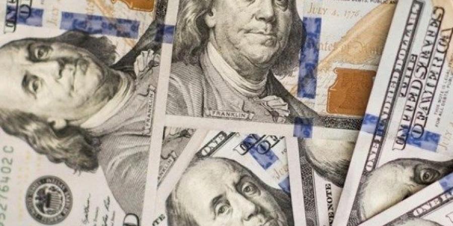 الدولار يواصل الارتفاع .. هل يكسر حاجز ال 53 جنيهاً اليوم؟!