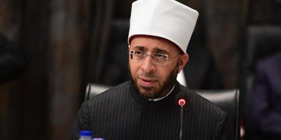 تعيين أيمن حمدي شيخا للطريقة الأكبرية الحاتمية