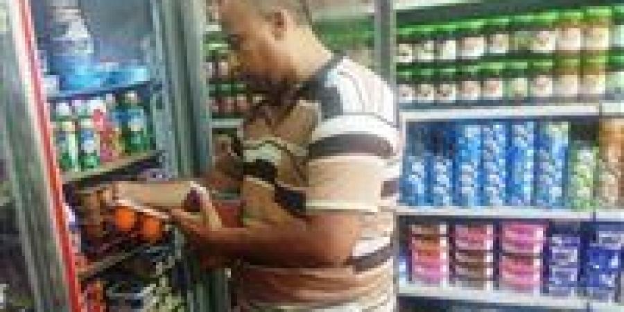 174 مخالفة في قبضة تموين أسوان.. حملات مكثفة لضبط الأسواق والمخابز