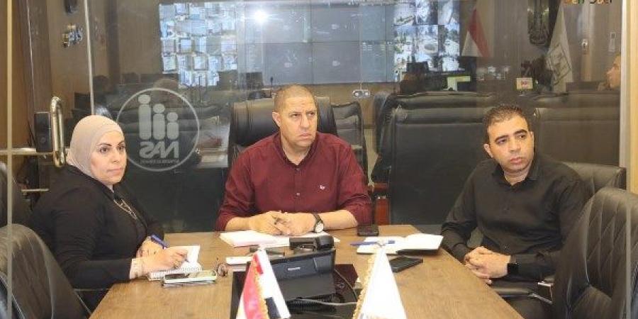 السكرتير العام لمحافظة بني سويف يشارك في اجتماع وزارة التنمية المحلية لمتابعة ملف التصالح على مخالفات البناء