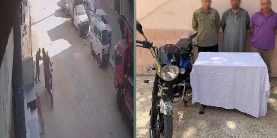 القبض على لصوص الدراجات النارية بعد سرقة سلسلة سيدة بالهرم