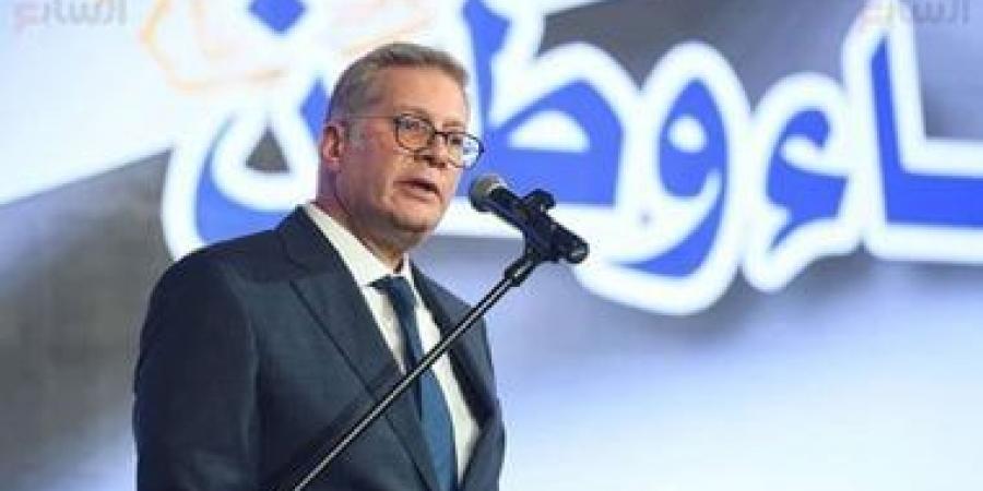 وزير البترول يبحث مع نظيره الأمريكى فرص الاستثمار والشراكة فى الطاقة والتعدين