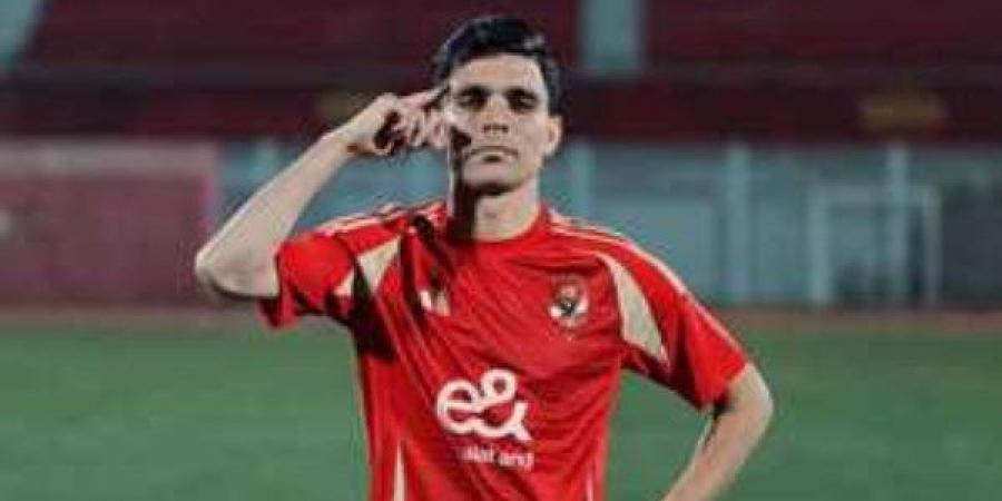 الأهلي يحسم موقفه من تجديد عقد أشرف بن شرقي في الوقت الحالي