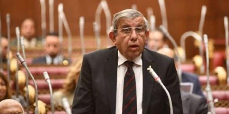 بعد "الرقم التاريخي" لتوريد القمح.. وكيل زراعة الشيوخ يطالب بتكريم المزارعين المتميزين