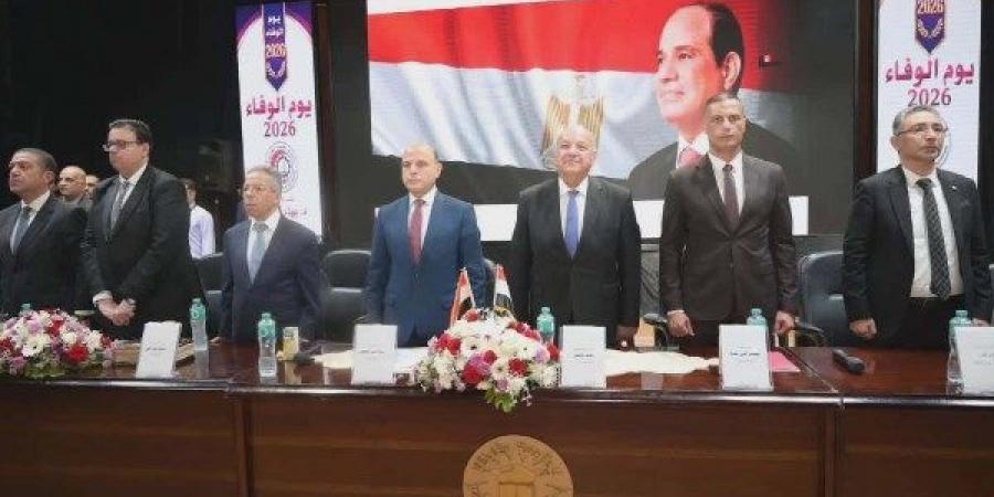 وكيل النواب في يوم الطبيب الـ48: ضرورة تشريع يضمن الرعاية الصحية لأطباء الامتياز