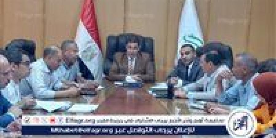 سكرتير عام المحافظة المساعد يترأس اجتماع لجنة البت في طلبات تقنين أراضي الدولة بمراكز طامية وإطسا ويوسف الصديق