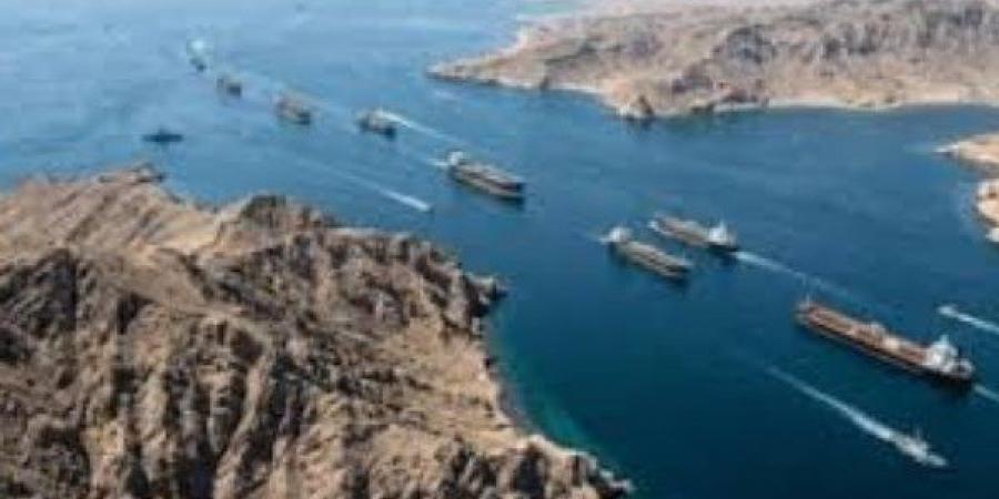 المركز العربي الأسترالي: واشنطن تسيطر على هرمز دون ضمان أمن الملاحة